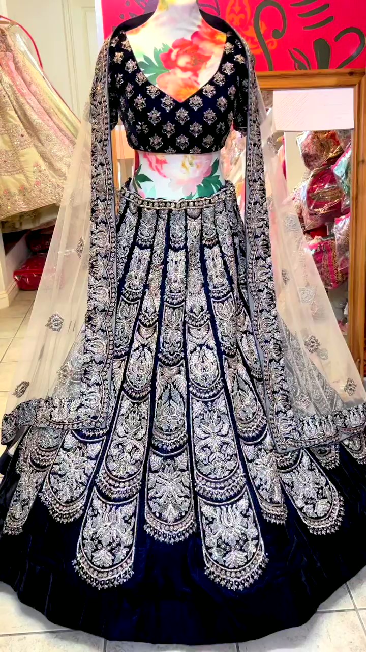 fcity.in - Nayra Women Lehenga / Fancy Designer Flared Embroidered Western  Party