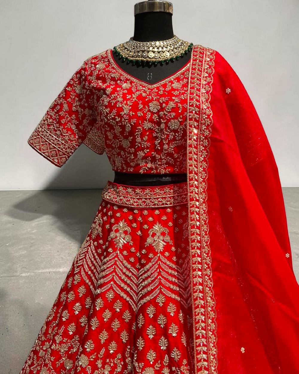 Obmre Silk Hand Emblished Designer Lehenga Choli Set (Copy) (Copy) (Copy) (Copy) (Copy) (Copy) (Copy) (Copy) (Copy) (Copy) (Copy) (Copy)