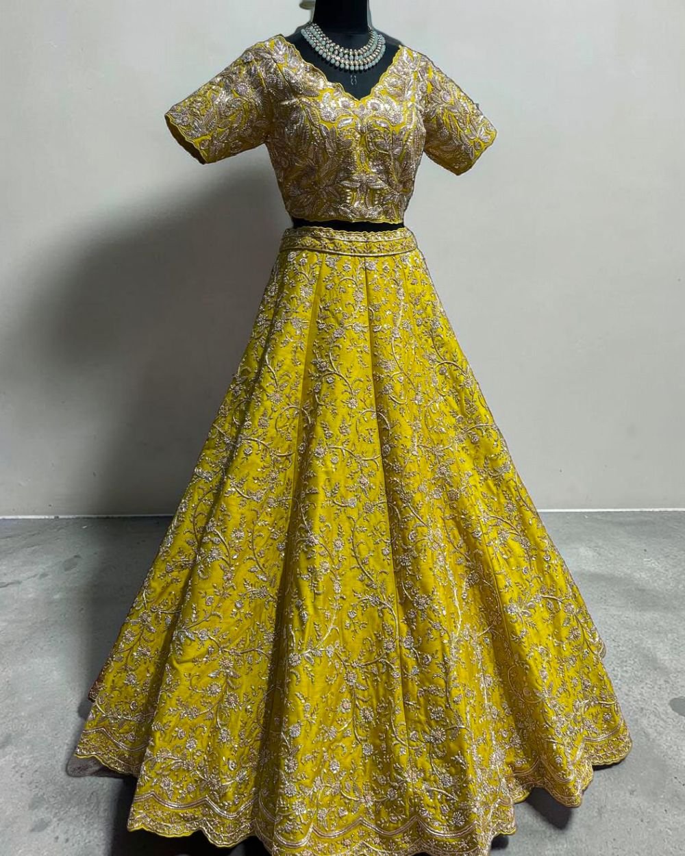 Obmre Silk Hand Emblished Designer Lehenga Choli Set (Copy) (Copy) (Copy) (Copy) (Copy) (Copy) (Copy) (Copy) (Copy) (Copy) (Copy)
