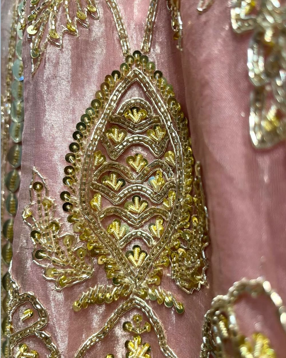 Obmre Silk Hand Emblished Designer Lehenga Choli Set (Copy) (Copy) (Copy) (Copy) (Copy) (Copy) (Copy) (Copy) (Copy) (Copy)
