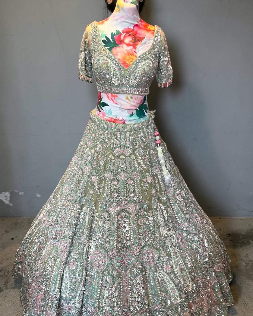 Obmre Silk Hand Emblished Designer Lehenga Choli Set (Copy) (Copy) (Copy) (Copy) (Copy) (Copy) (Copy) (Copy) (Copy)
