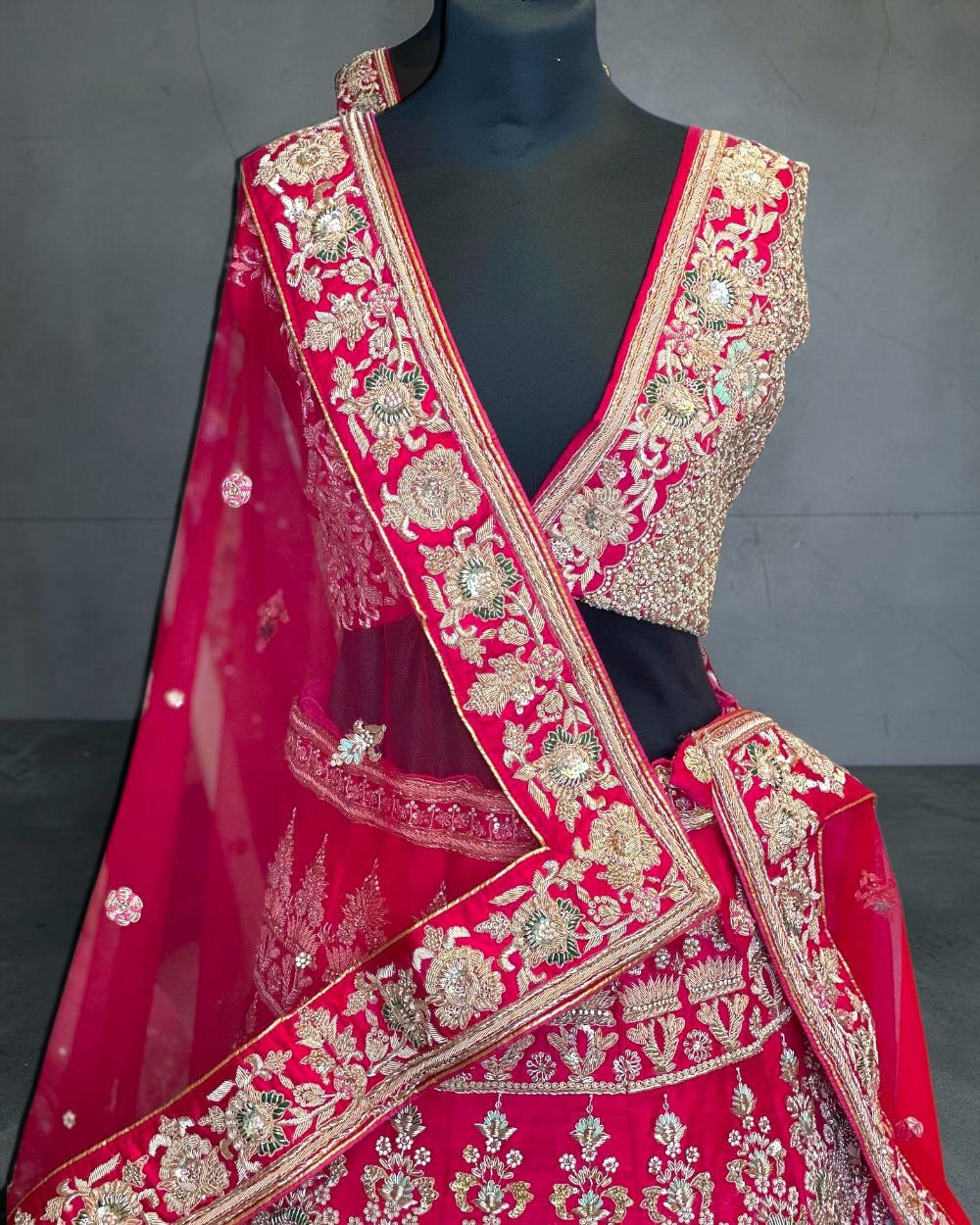 Obmre Silk Hand Emblished Designer Lehenga Choli Set (Copy) (Copy) (Copy) (Copy) (Copy) (Copy)