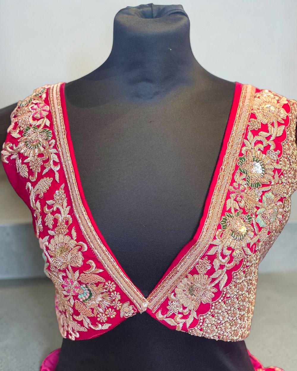Obmre Silk Hand Emblished Designer Lehenga Choli Set (Copy) (Copy) (Copy) (Copy) (Copy) (Copy)