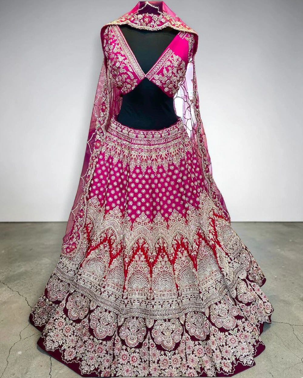 Obmre Silk Hand Emblished Designer Lehenga Choli Set (Copy) (Copy) (Copy) (Copy) (Copy)